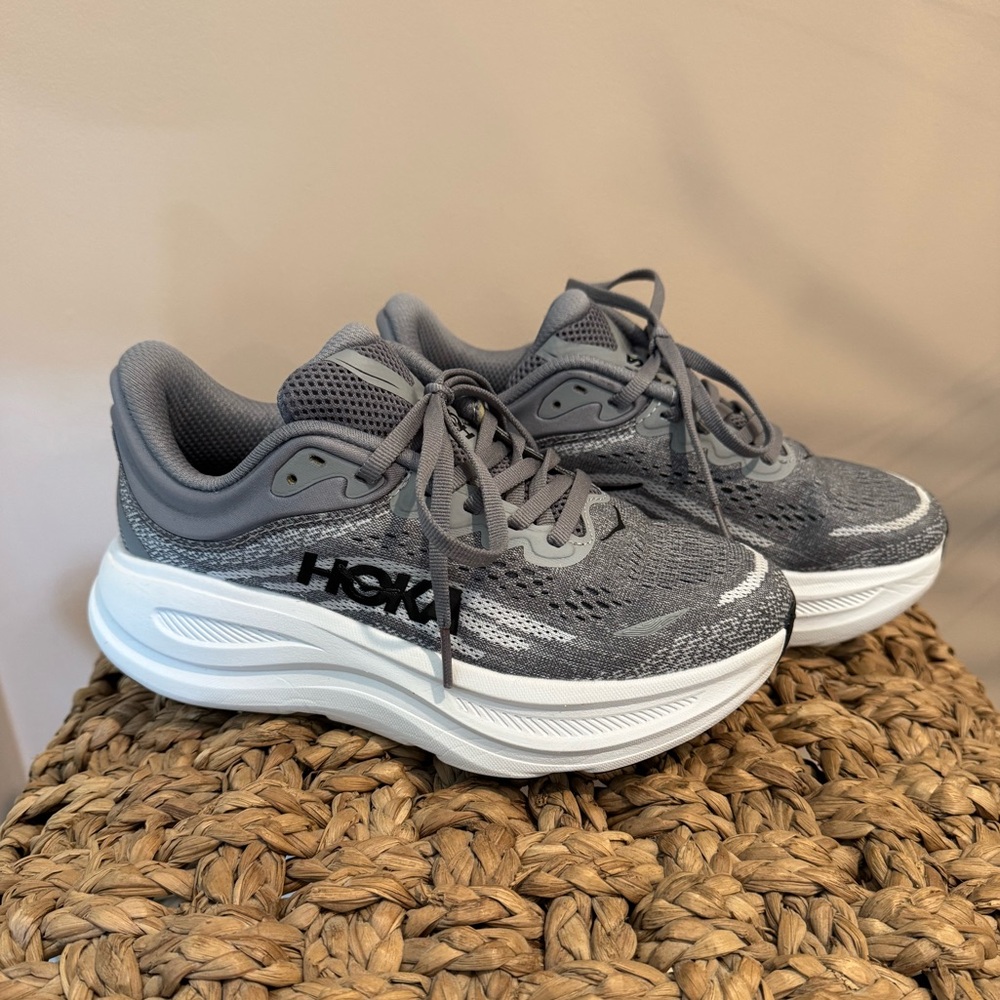 Hoka Bondi 9 - Basically New! Gray and White Athletic Shoes - Picture 2 of 7